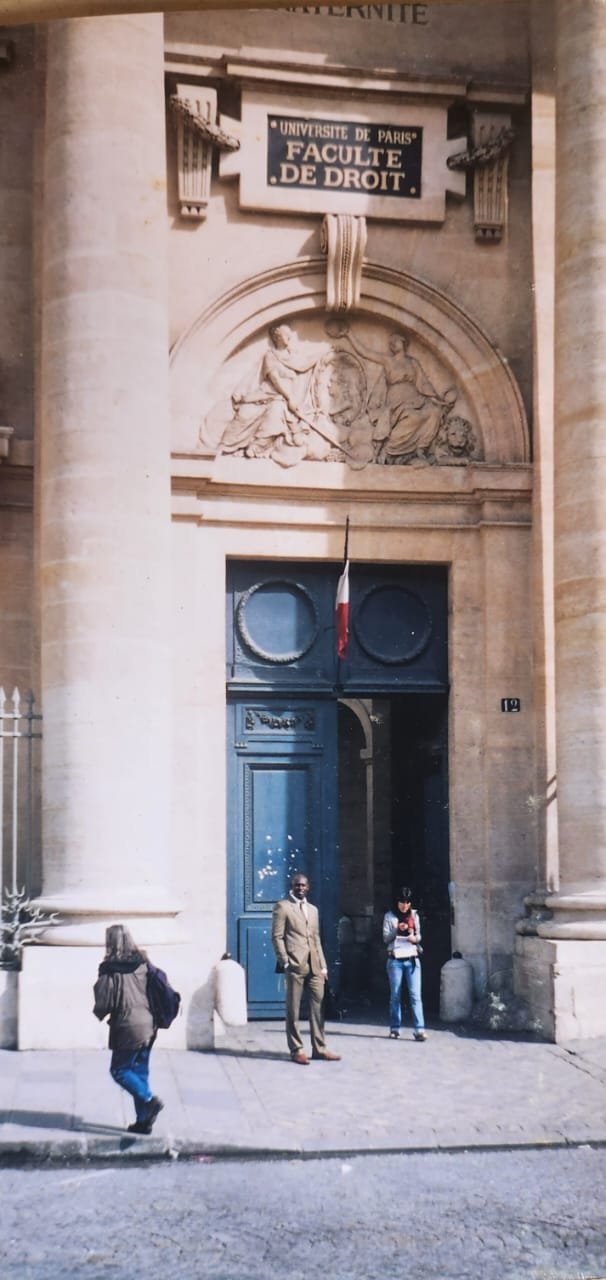 Fin de cours, Paris — France